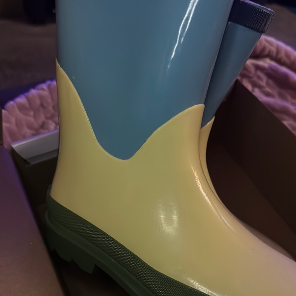 Kids' Colorful Rain Boots - Picture 8 of 8